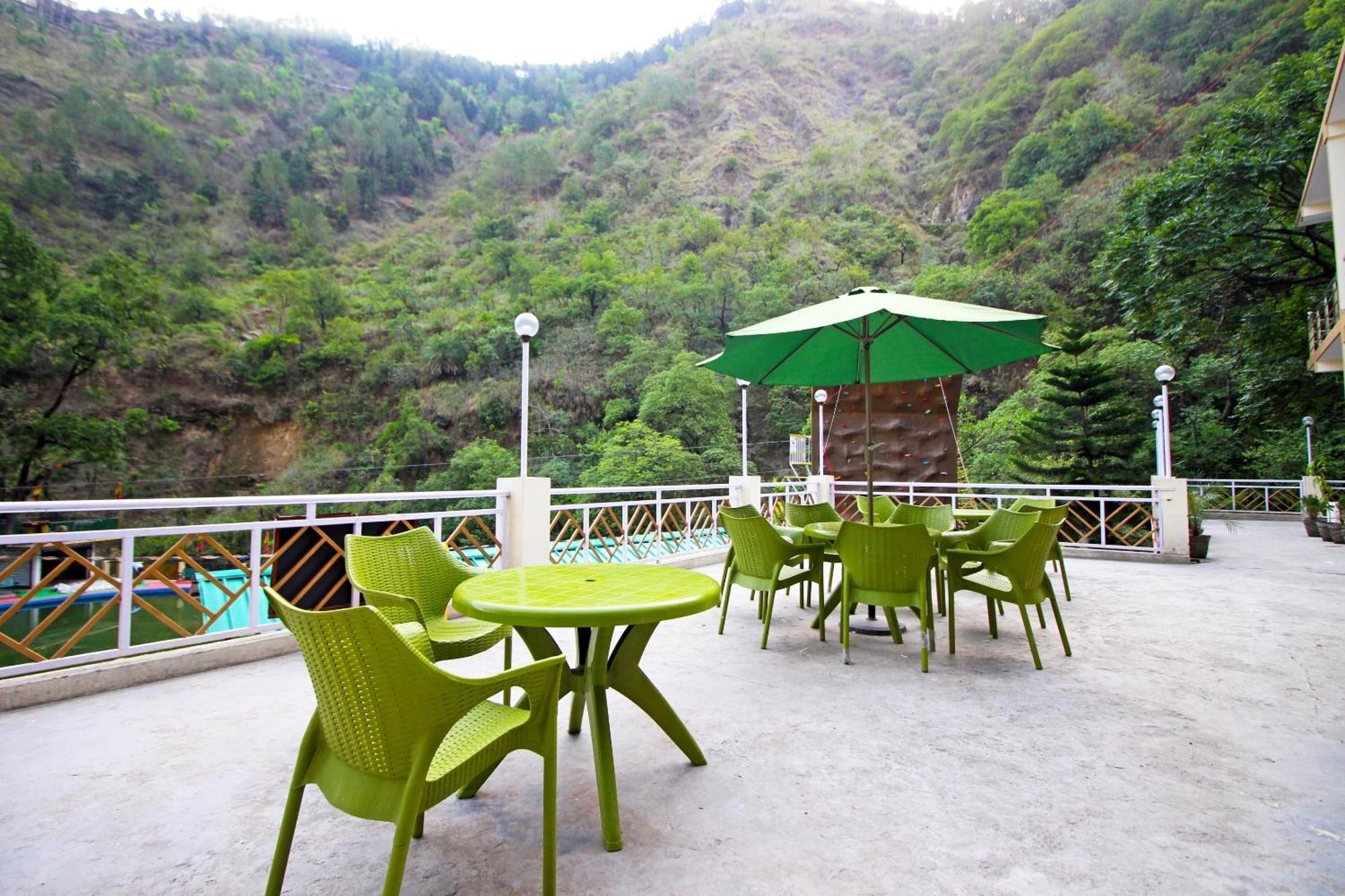 Hotel O Kempty Lake Adventure Resort Mussoorie Esterno foto
