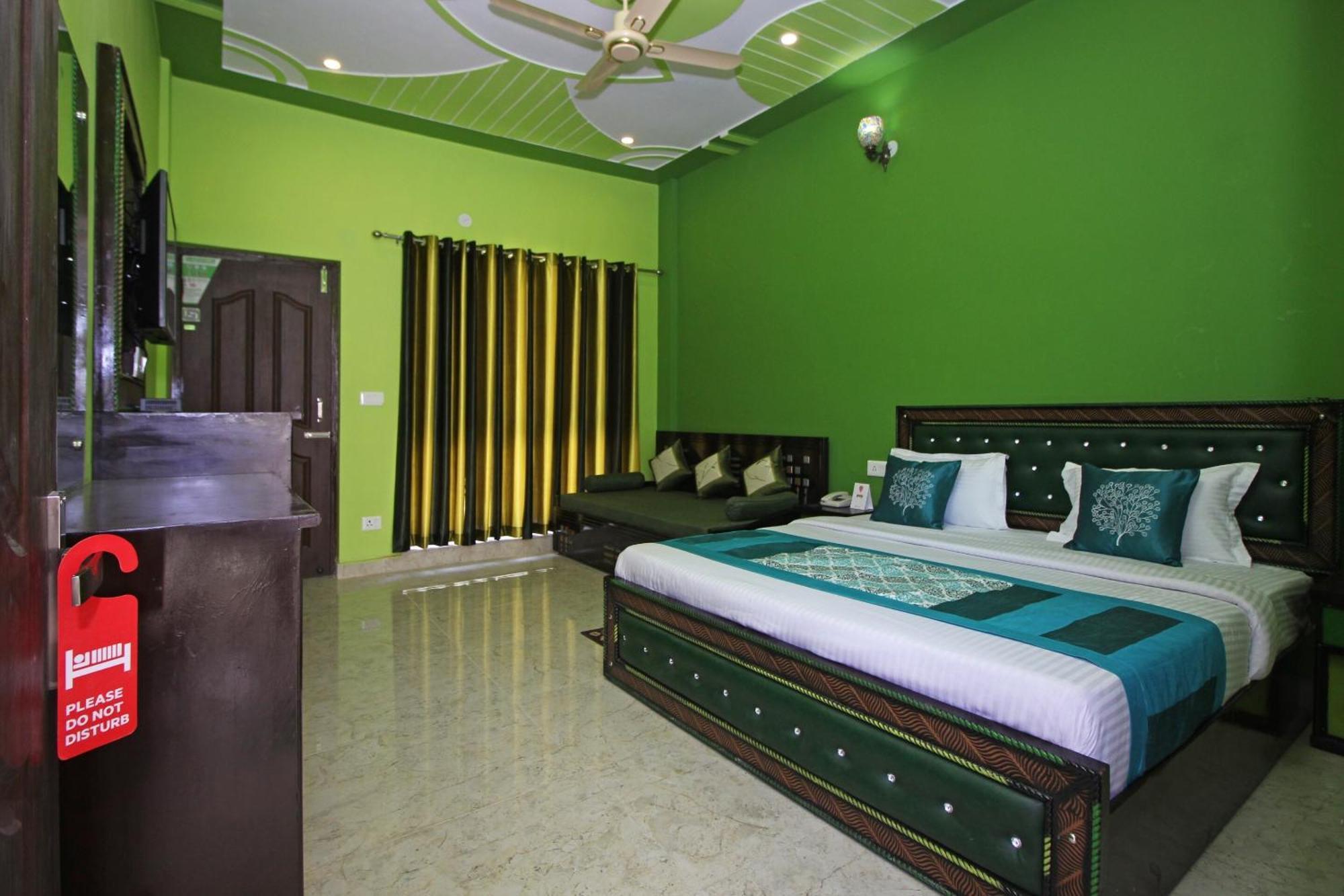 Hotel O Kempty Lake Adventure Resort Mussoorie Esterno foto