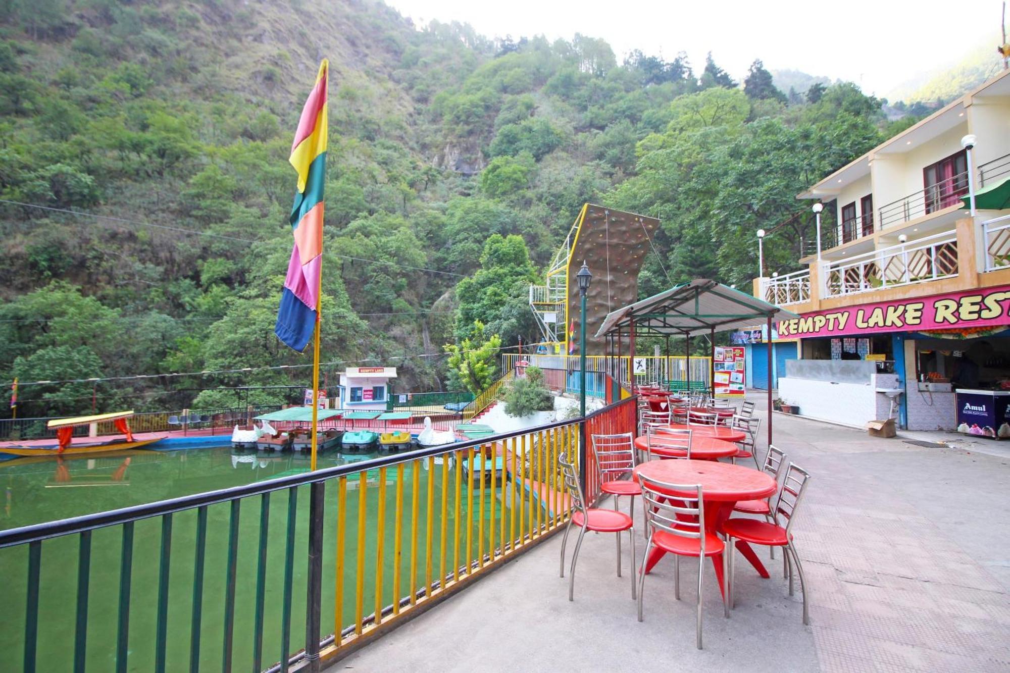 Hotel O Kempty Lake Adventure Resort Mussoorie Esterno foto