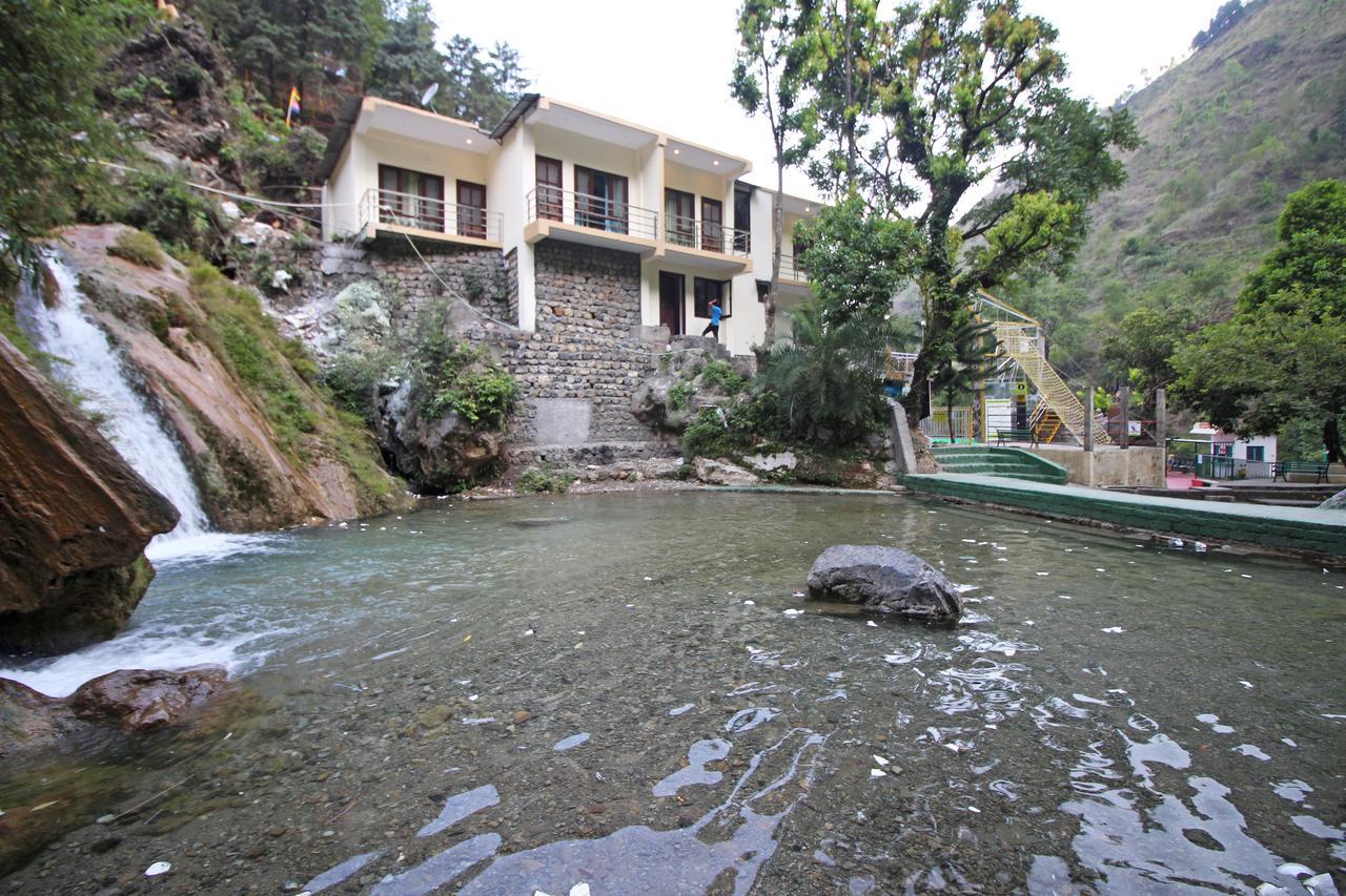 Hotel O Kempty Lake Adventure Resort Mussoorie Esterno foto